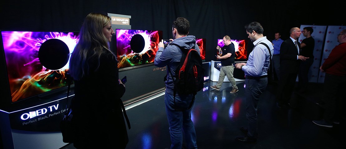 LG-OLED-2016-event_1.jpg